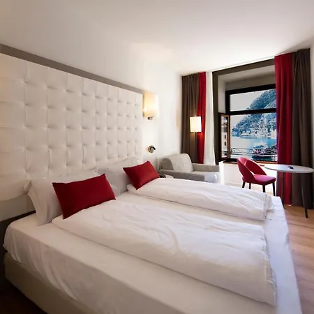 Hotel Centrale 3* Riva del Garda